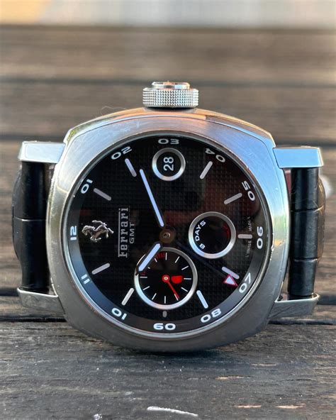 Tiempo y Velocidad: Relojes Panerai Ferrari. 